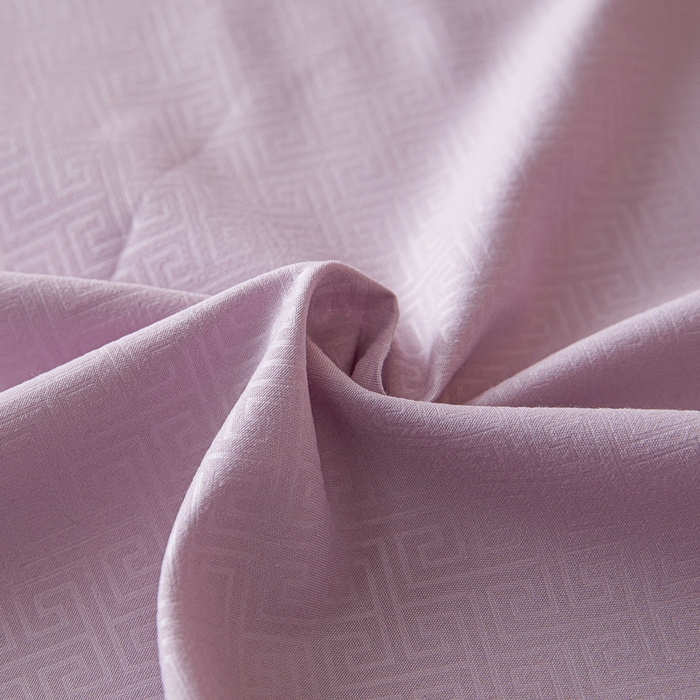 91家纺网 家纺一手货源 找家纺 露梦家纺 2025新款纯色磨毛压花简约枕套 丁香紫