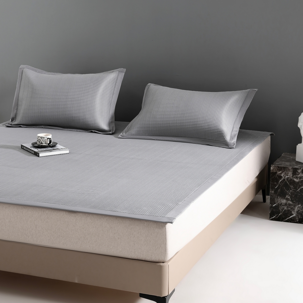 91家纺网 家纺一手货源 找家纺 （总）耀悦家纺2025新款聚乙烯乙纶凉席pe凉感华夫格凉席三件套床笠床席子