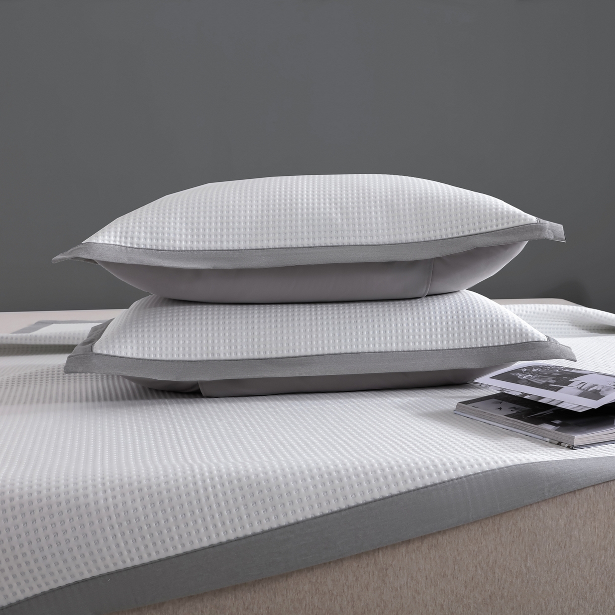 91家纺网 家纺一手货源 找家纺 耀悦家纺2025新款聚乙烯乙纶凉席pe凉感华夫格凉席三件套床笠床席子 华夫格-奶白