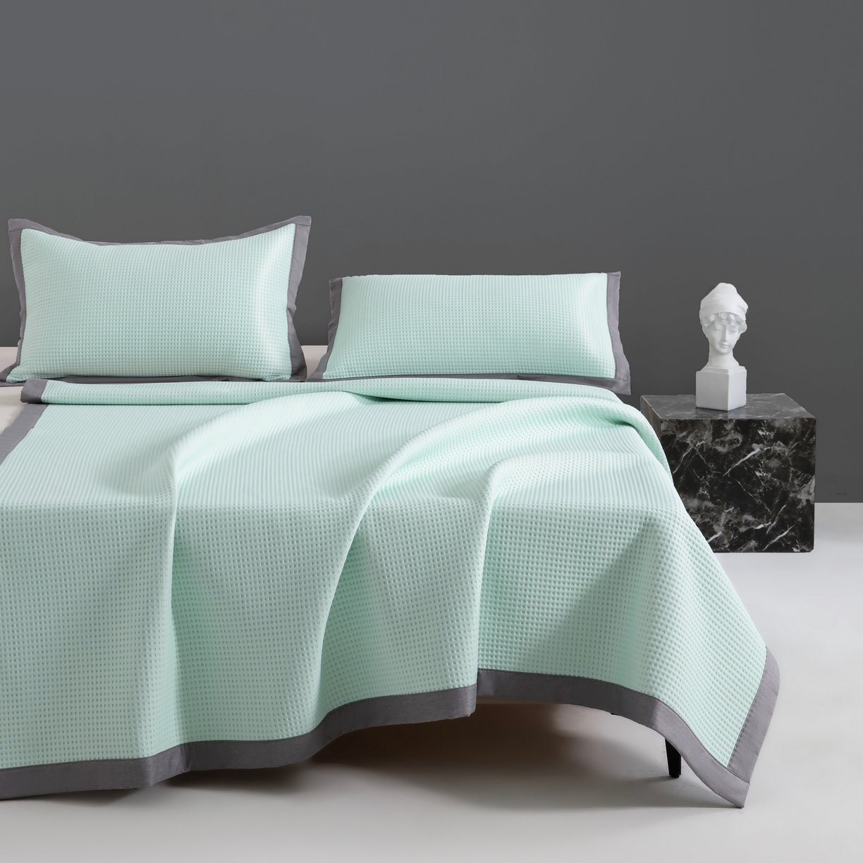 91家纺网 家纺一手货源 找家纺 耀悦家纺2025新款聚乙烯乙纶凉席pe凉感华夫格凉席三件套床笠床席子 华夫格-水绿