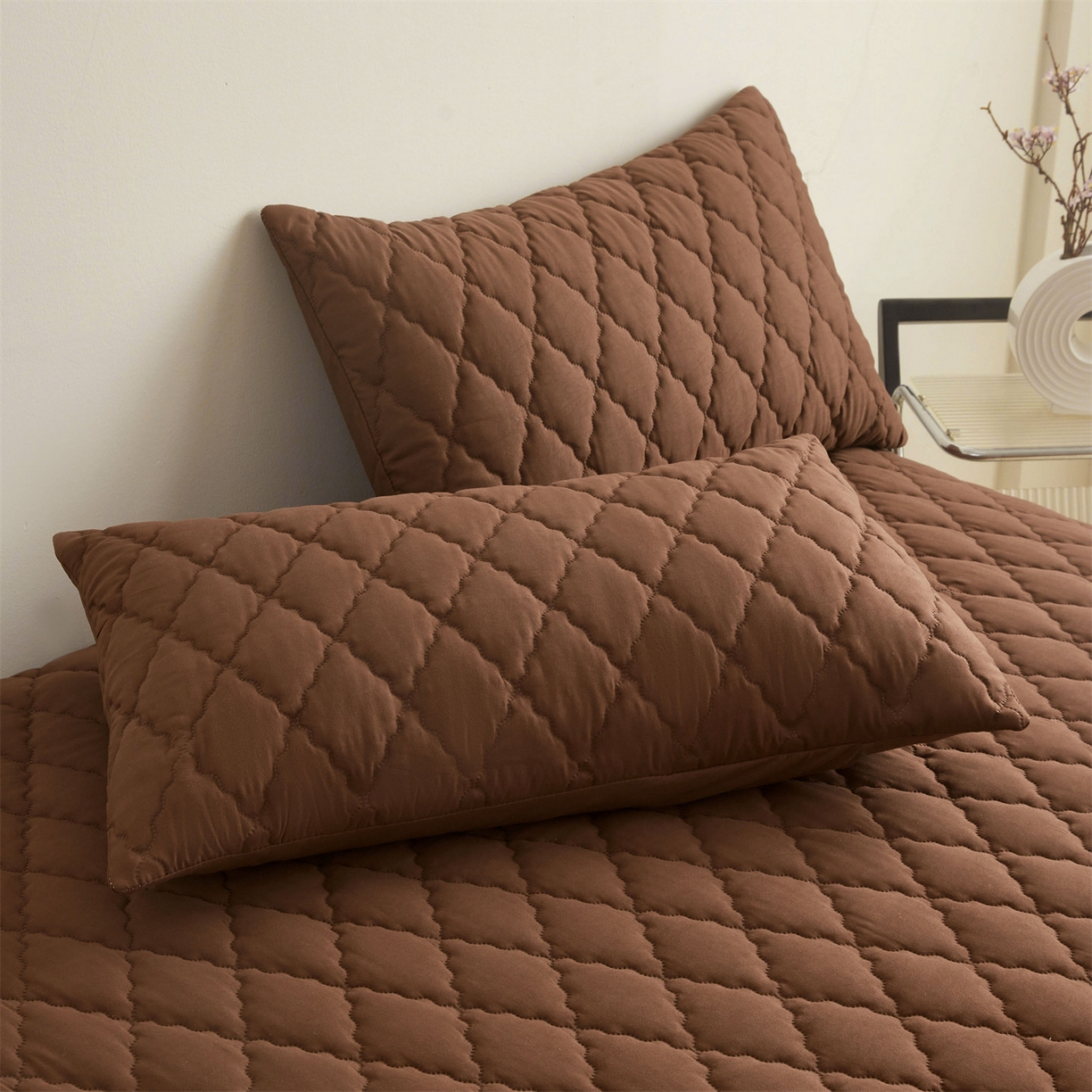 91家纺网 家纺一手货源 找家纺 雯豆家纺 2025新品外贸亚马逊纯色防水夹棉床笠跨境电商速卖通床罩可定制尺寸 菱形格防水床笠-深棕