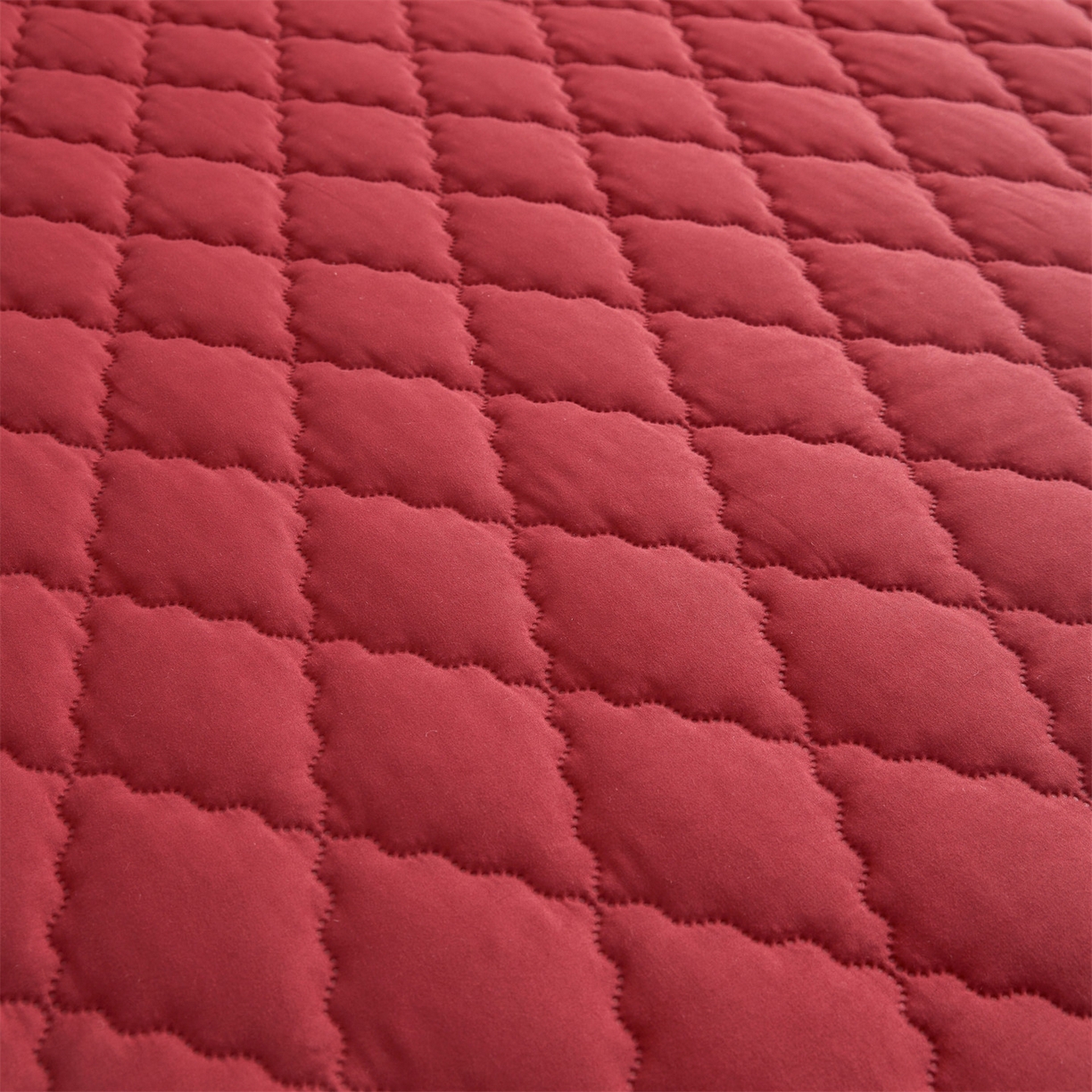 91家纺网 家纺一手货源 找家纺 雯豆家纺 2025新品外贸亚马逊纯色防水夹棉床笠跨境电商速卖通床罩可定制尺寸 菱形格防水床笠-酒红