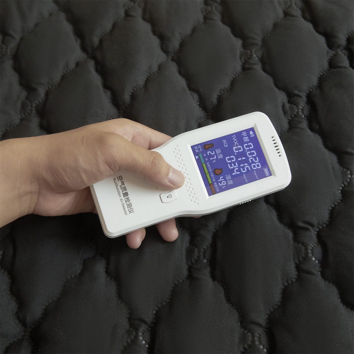 91家纺网 家纺一手货源 找家纺 雯豆家纺 2025新品外贸亚马逊纯色防水夹棉床笠跨境电商速卖通床罩可定制尺寸 菱形格防水床笠-黑色