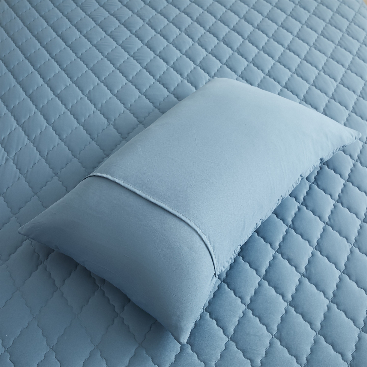 91家纺网 家纺一手货源 找家纺 雯豆家纺 2025新品外贸亚马逊纯色防水夹棉床笠跨境电商速卖通床罩可定制尺寸 菱形格防水床笠-湖蓝