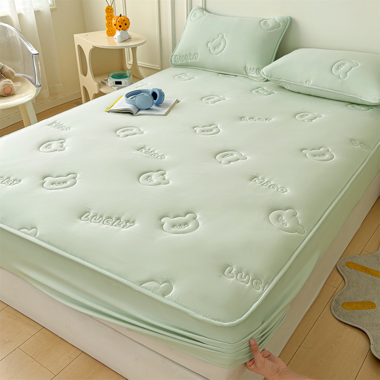 91家纺网 家纺一手货源 找家纺 （总）雯豆家纺 2025超声波夹棉防水床笠三件套纯色素色隔尿床罩床垫保护套