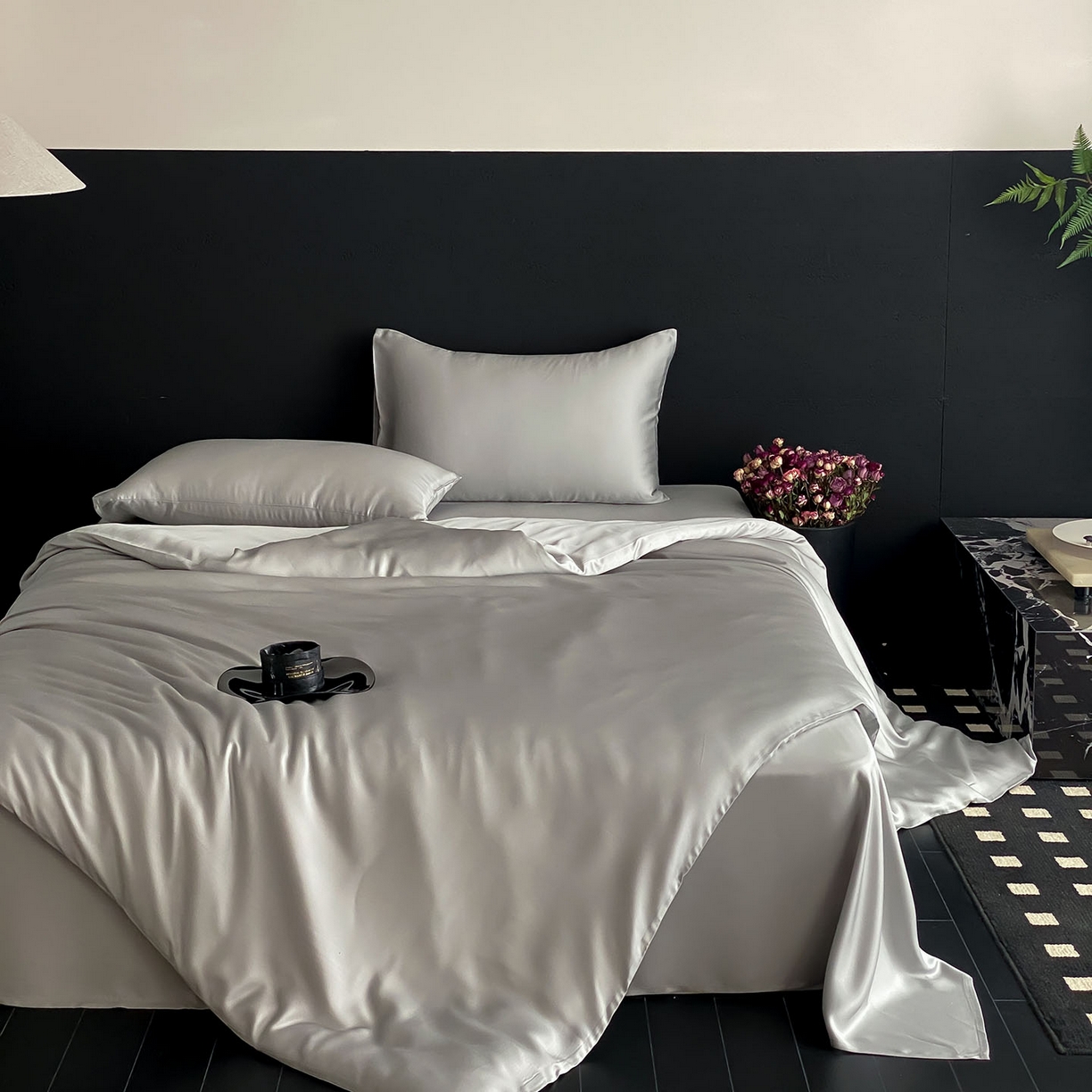 91家纺网 家纺一手货源 找家纺 群鹿蚕丝羽绒馆 2025新款60支兰精天丝纯色双拼四件套 云纱灰