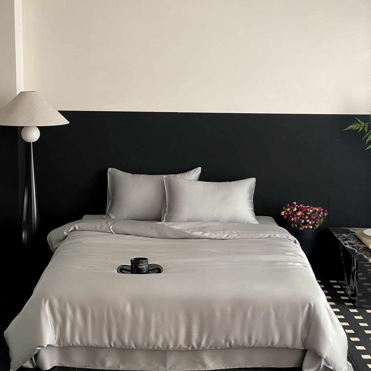 91家纺网 家纺一手货源 找家纺 群鹿蚕丝羽绒馆 2025新款60支兰精天丝纯色双拼四件套 云纱灰