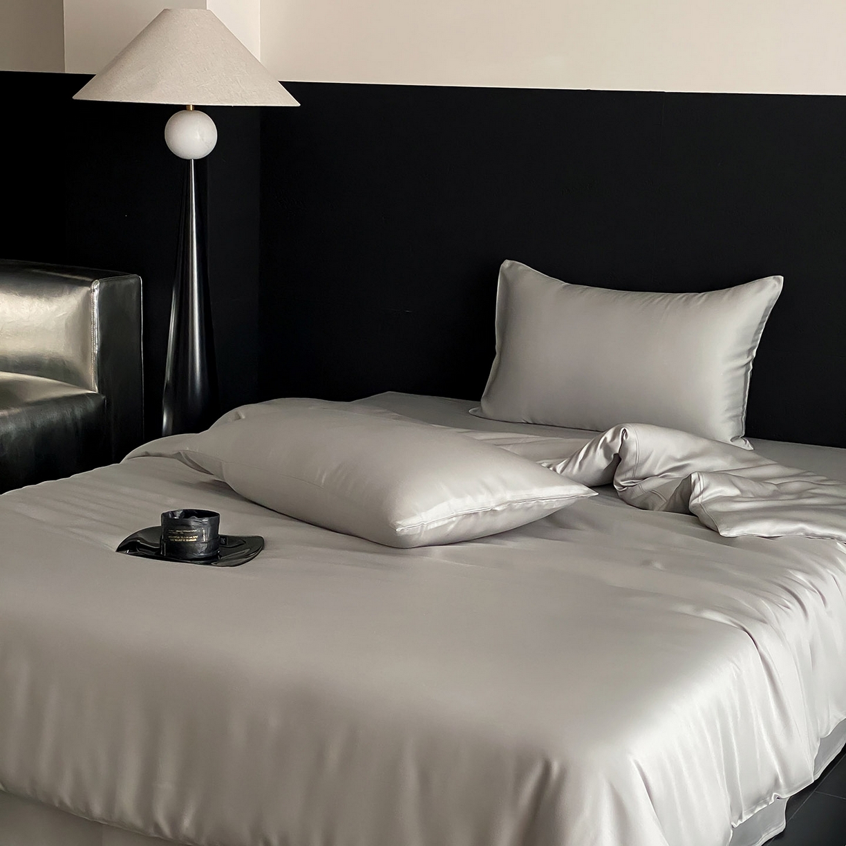 91家纺网 家纺一手货源 找家纺 群鹿蚕丝羽绒馆 2025新款60支兰精天丝纯色双拼四件套 云纱灰