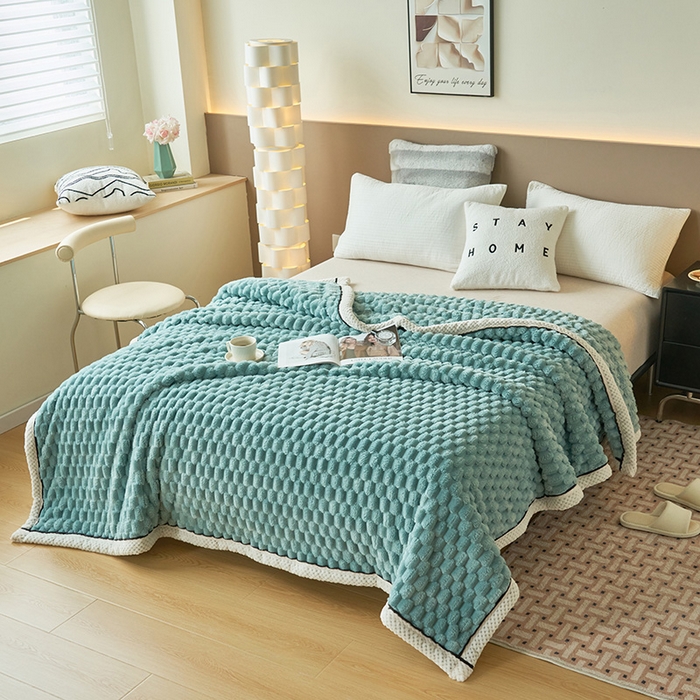 91家纺网 家纺一手货源 找家纺 乐家欣 2025新款A类金龟绒多功能毛毯高克重法莱绒牛奶绒贝贝绒保暖毛毯 湖水绿