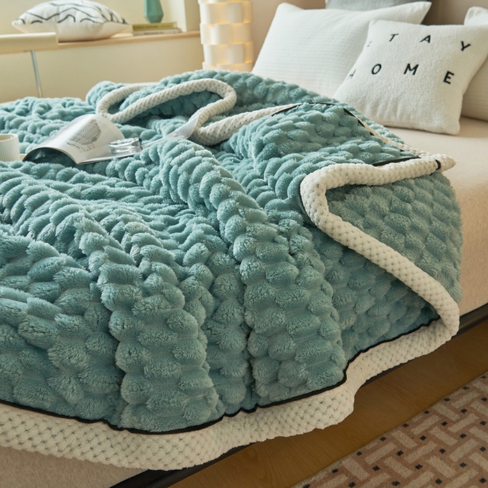 91家纺网 家纺一手货源 找家纺 乐家欣 2025新款A类金龟绒多功能毛毯高克重法莱绒牛奶绒贝贝绒保暖毛毯 湖水绿