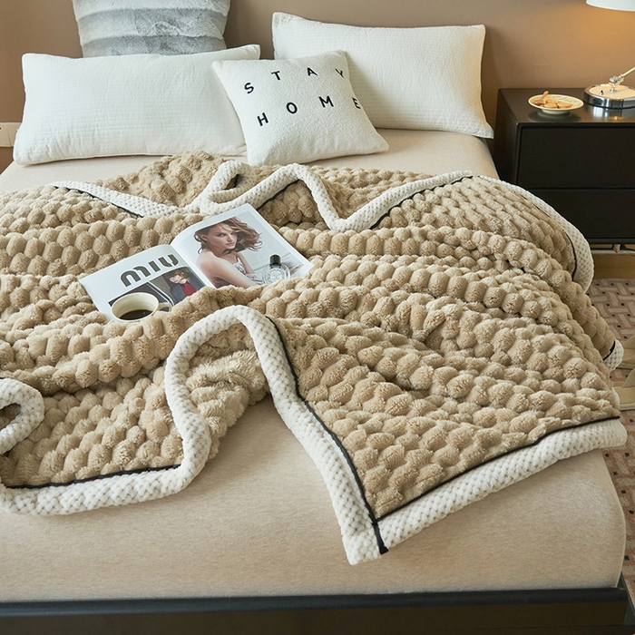 91家纺网 家纺一手货源 找家纺 乐家欣 2025新款A类金龟绒多功能毛毯高克重法莱绒牛奶绒贝贝绒保暖毛毯 奶咖