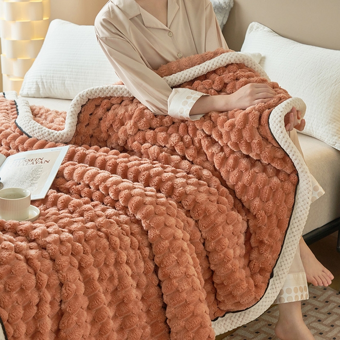 91家纺网 家纺一手货源 找家纺 乐家欣 2025新款A类金龟绒多功能毛毯高克重法莱绒牛奶绒贝贝绒保暖毛毯 暖橘