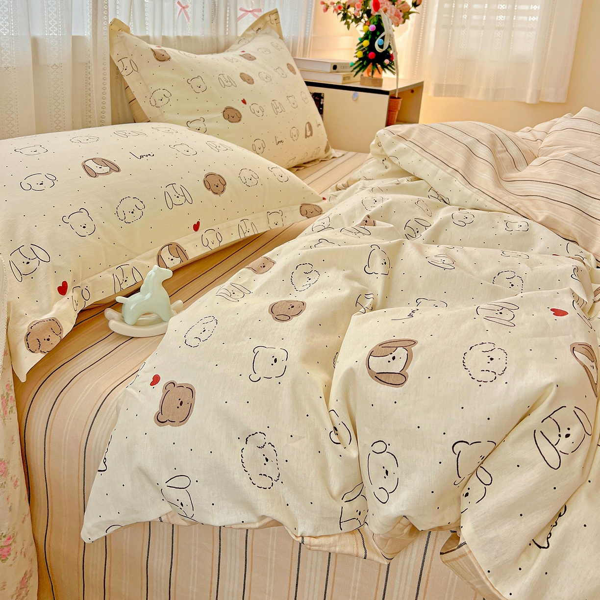 91家纺网 家纺一手货源 找家纺 依庭2025春夏新款12868全棉纯棉四件套 柴犬日出