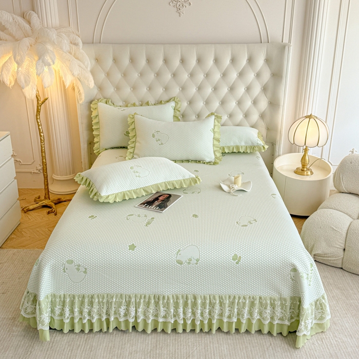 91家纺网 家纺一手货源 找家纺 美莱家纺 2025新款床盖款冰豆豆凉席床裙冰丝席小冰熊夏被单件三件套四件套 卡皮巴拉-绿