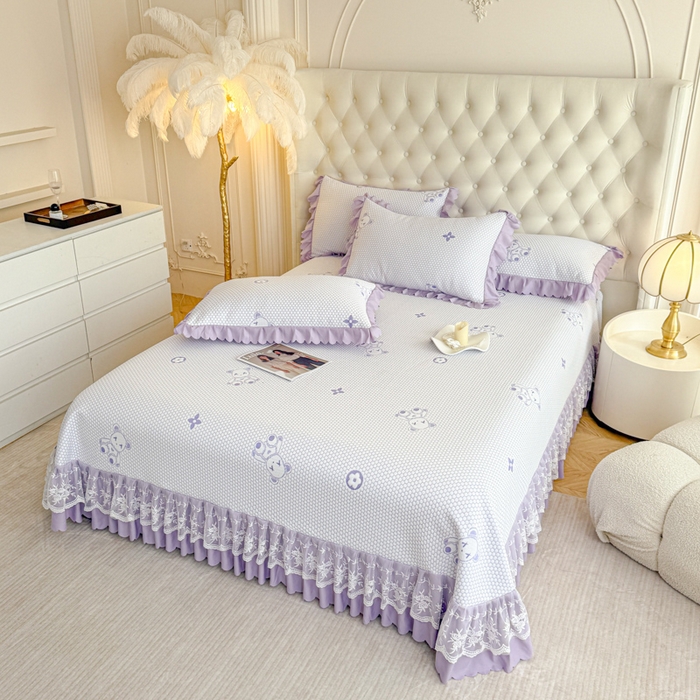 91家纺网 家纺一手货源 找家纺 美莱家纺 2025新款床盖款冰豆豆凉席床裙冰丝席小冰熊夏被单件三件套四件套 小冰熊-紫