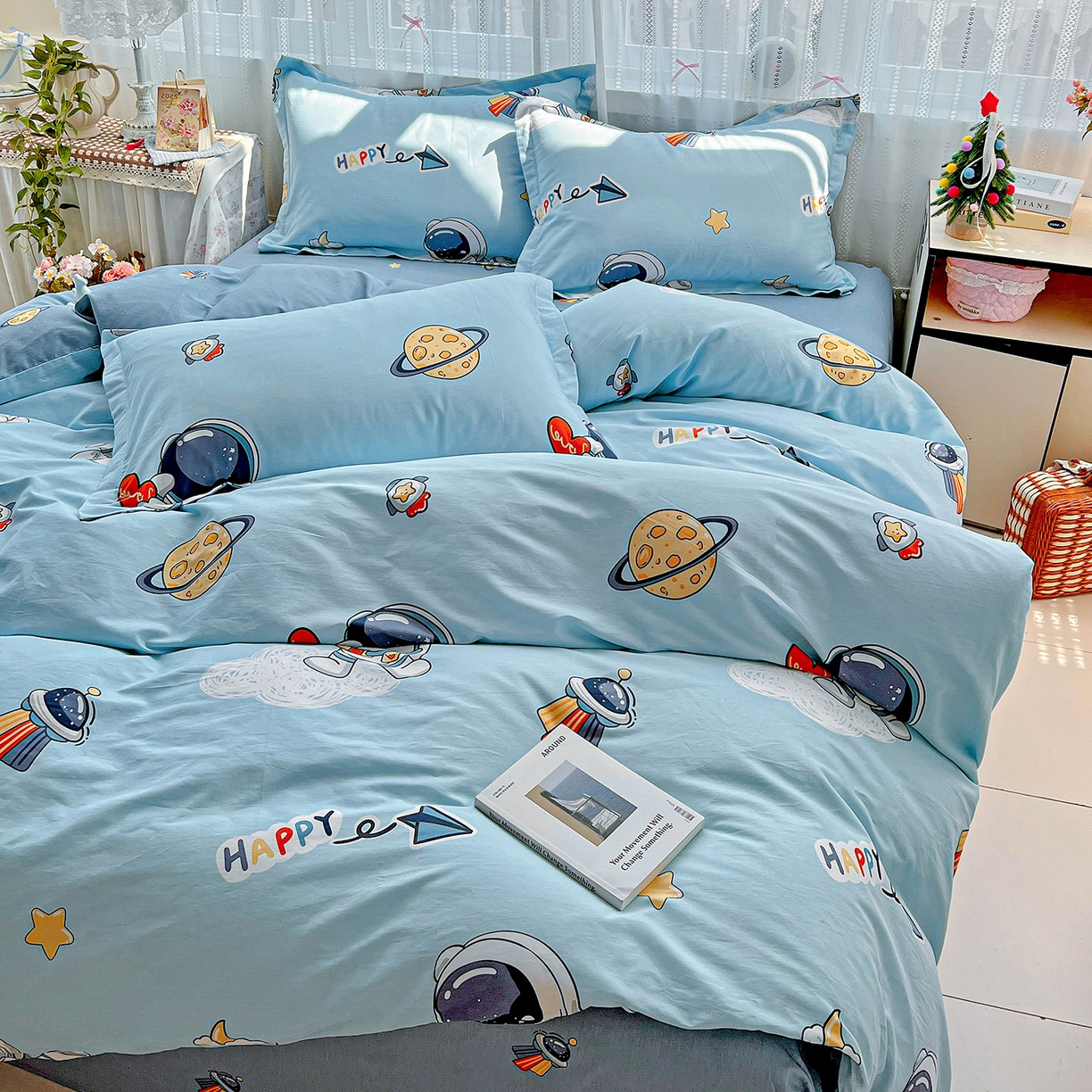 91家纺网 家纺一手货源 找家纺 依庭2025春夏新款12868全棉纯棉四件套 太空奇遇