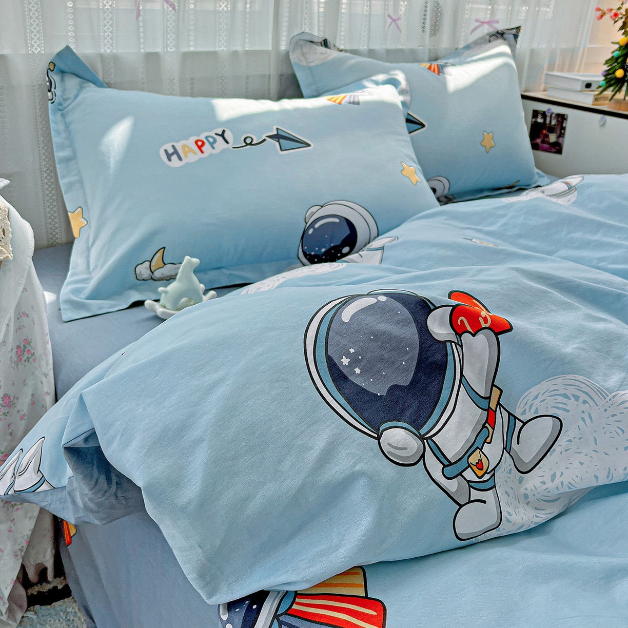 91家纺网 家纺一手货源 找家纺 依庭2025春夏新款12868全棉纯棉四件套 太空奇遇