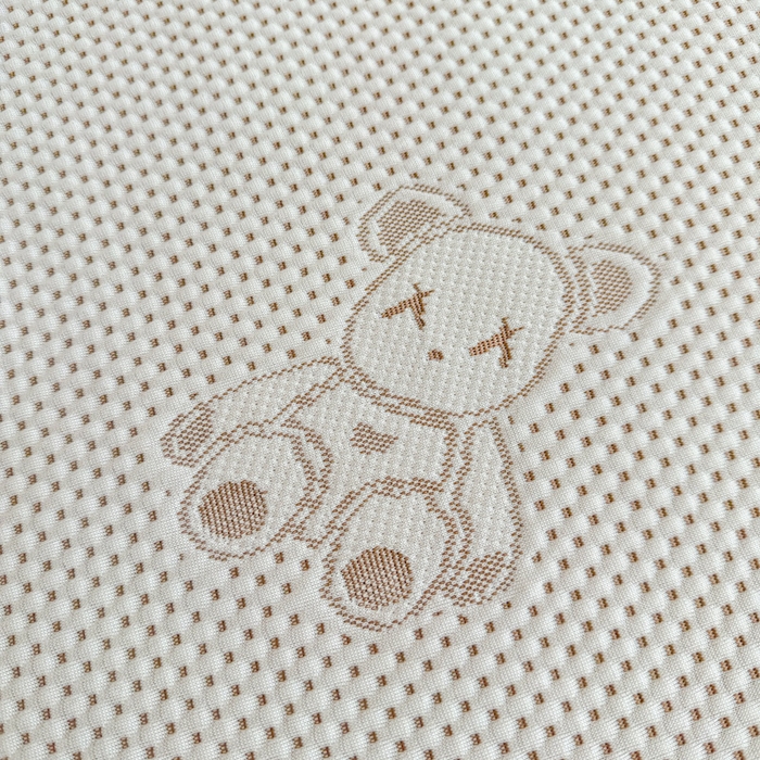 91家纺网 家纺一手货源 找家纺 美莱家纺 2025新款床盖款冰豆豆凉席床裙冰丝席小冰熊夏被单件三件套四件套 小冰熊-棕