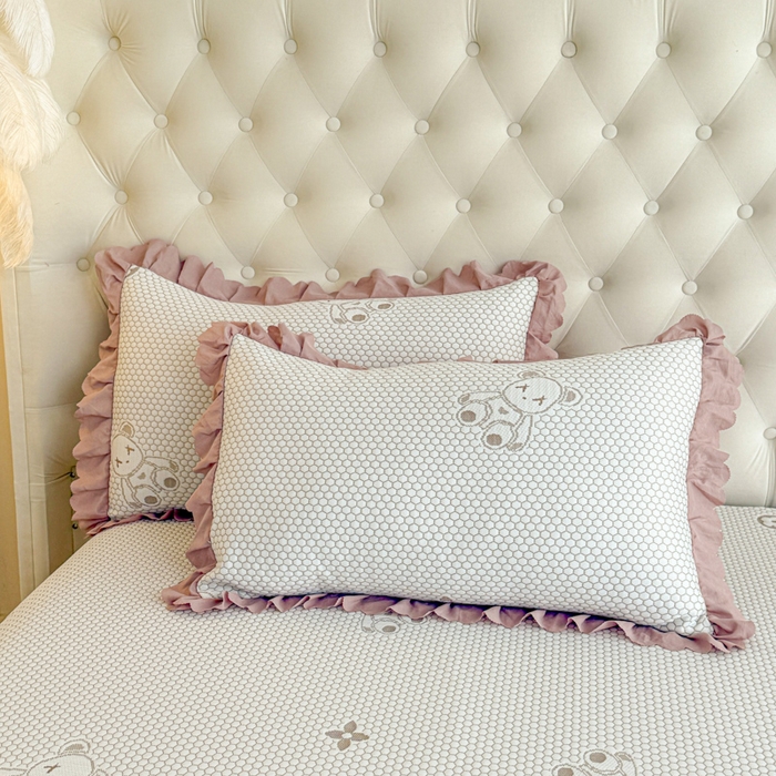 91家纺网 家纺一手货源 找家纺 美莱家纺 2025新款床盖款冰豆豆凉席床裙冰丝席小冰熊夏被单件三件套四件套 小冰熊-棕