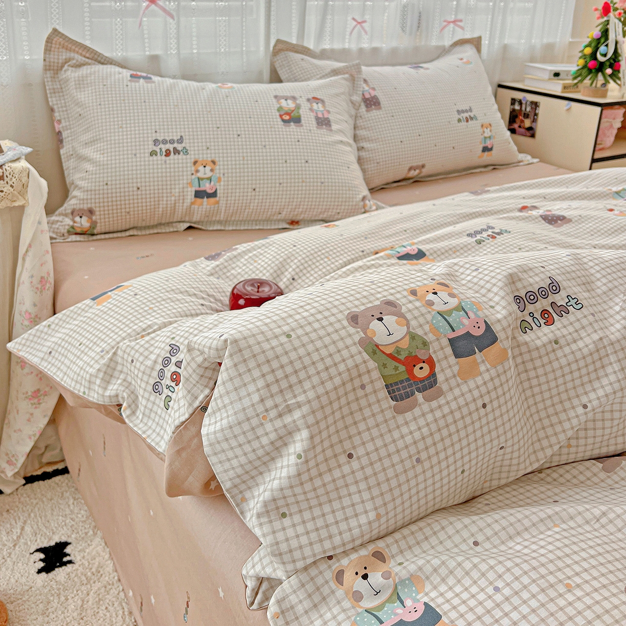 91家纺网 家纺一手货源 找家纺 依庭2025春夏新款12868全棉纯棉四件套 小熊系铃