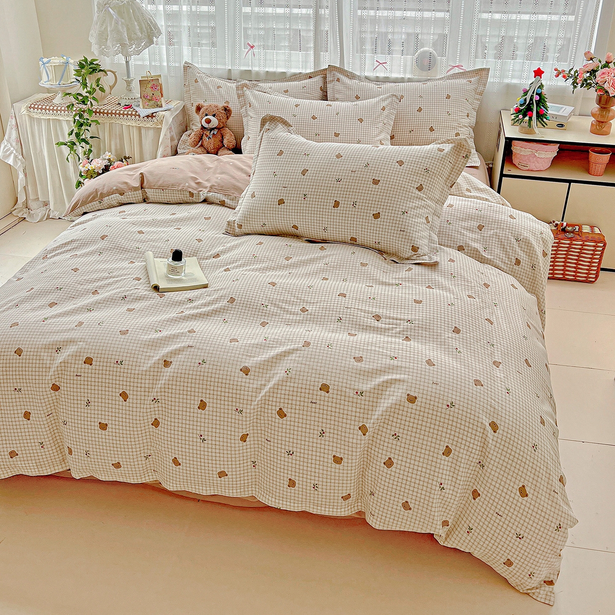 91家纺网 家纺一手货源 找家纺 依庭2025春夏新款12868全棉纯棉四件套 熊熊奶冻