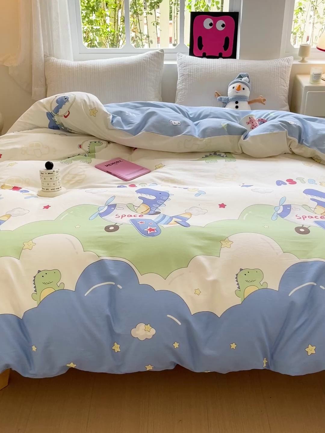 91家纺网 家纺一手货源 找家纺 依庭2025春夏新款12868全棉纯棉四件套 遨游太空