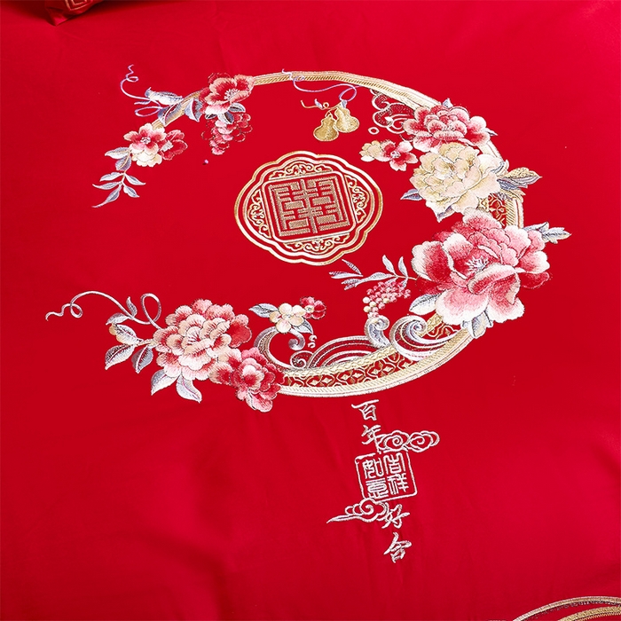 91家纺网 家纺一手货源 找家纺 （总）千禧 2023新款13372全棉跑量绣花婚庆套件多件套