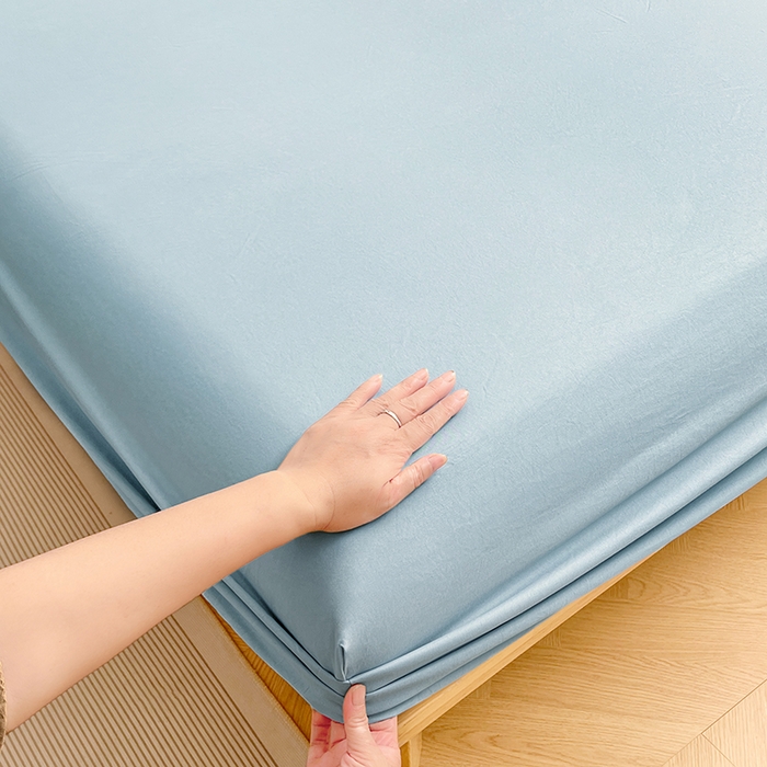 91家纺网 家纺一手货源 找家纺 卡迪熊家纺 2025新款亲肤舒适水洗m单床笠 奶油蓝