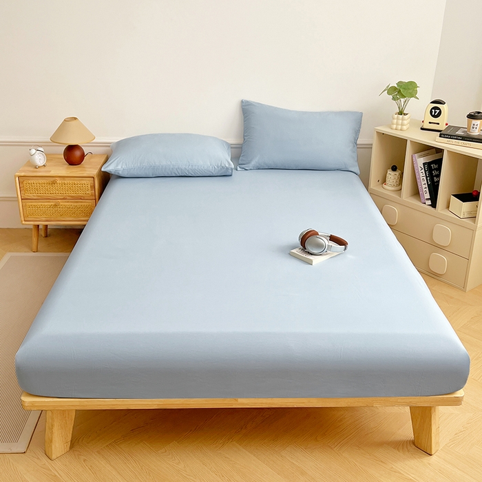 91家纺网 家纺一手货源 找家纺 卡迪熊家纺 2025新款亲肤舒适水洗m单床笠 天空蓝