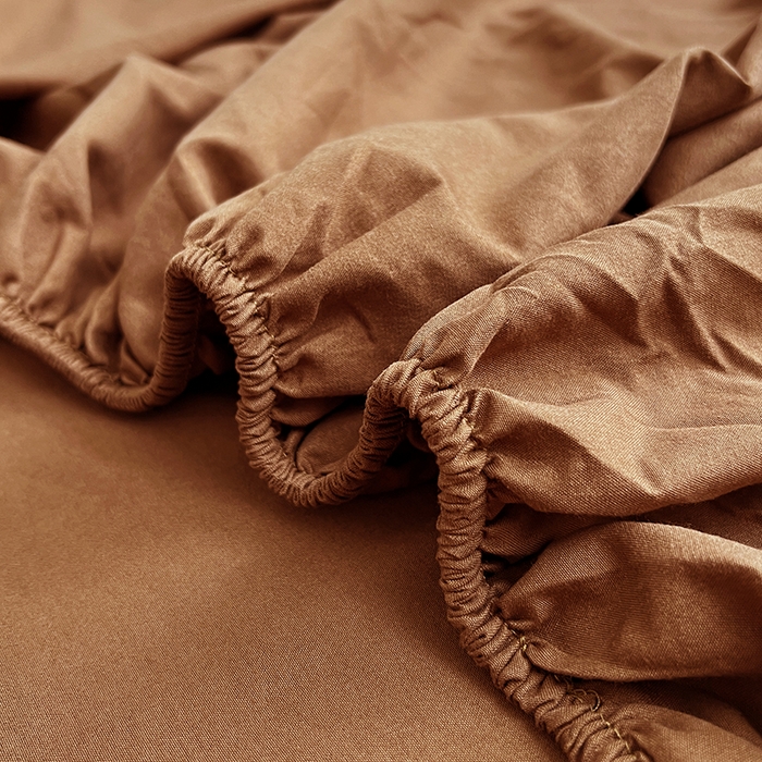 91家纺网 家纺一手货源 找家纺 卡迪熊家纺 2025新款亲肤舒适水洗m单床笠 咖啡