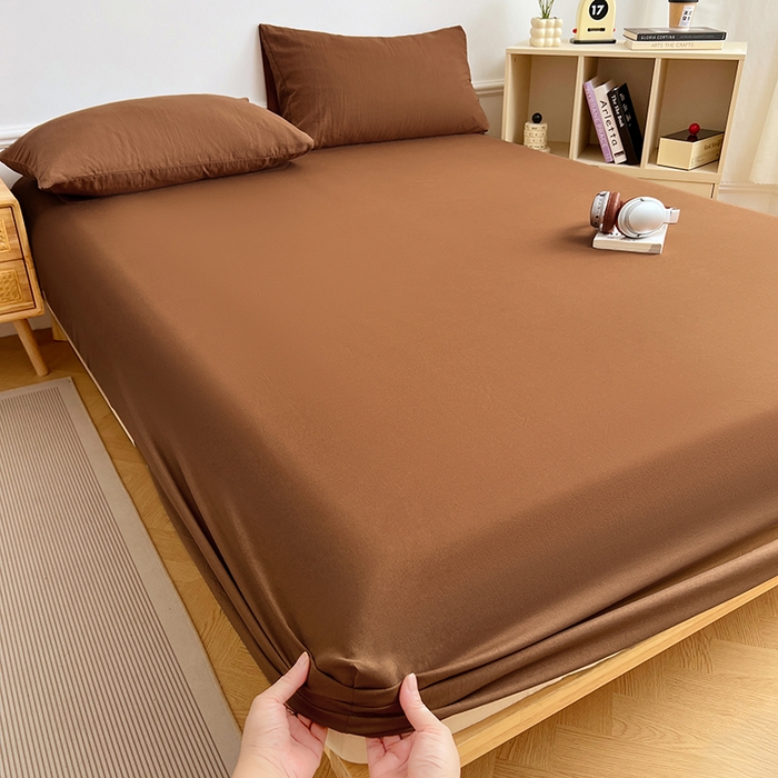 91家纺网 家纺一手货源 找家纺 卡迪熊家纺 2025新款亲肤舒适水洗m单床笠 咖啡