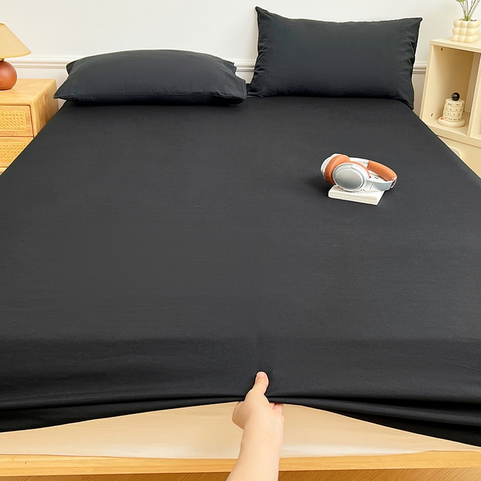 91家纺网 家纺一手货源 找家纺 卡迪熊家纺 2025新款亲肤舒适水洗m单床笠 耀夜黑