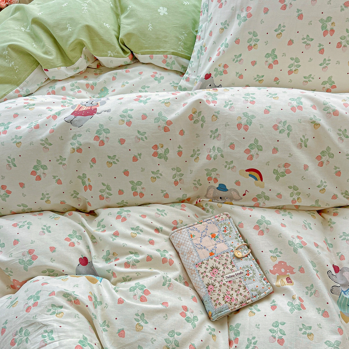 91家纺网 家纺一手货源 找家纺 依庭 2025春夏新款12868全棉纯棉印花卡通系列单被套 被套单件 弹唱小象