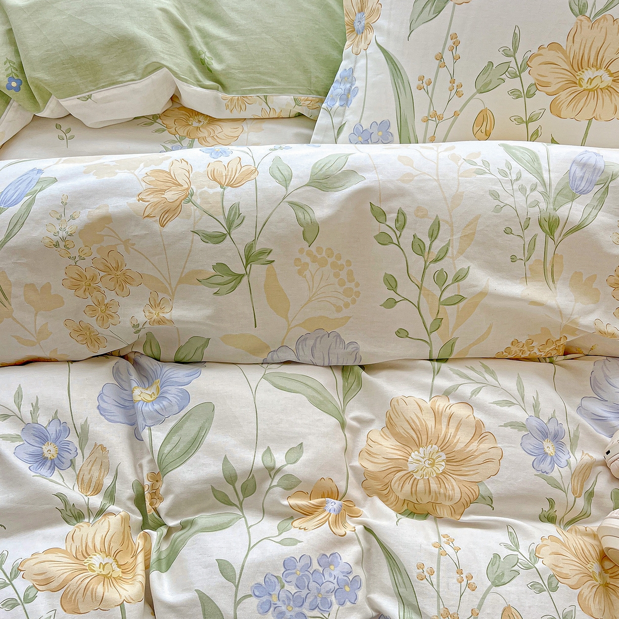 91家纺网 家纺一手货源 找家纺 依庭 2025春夏新款12868全棉纯棉印花卡通系列单被套 被套单件 灯火阑珊