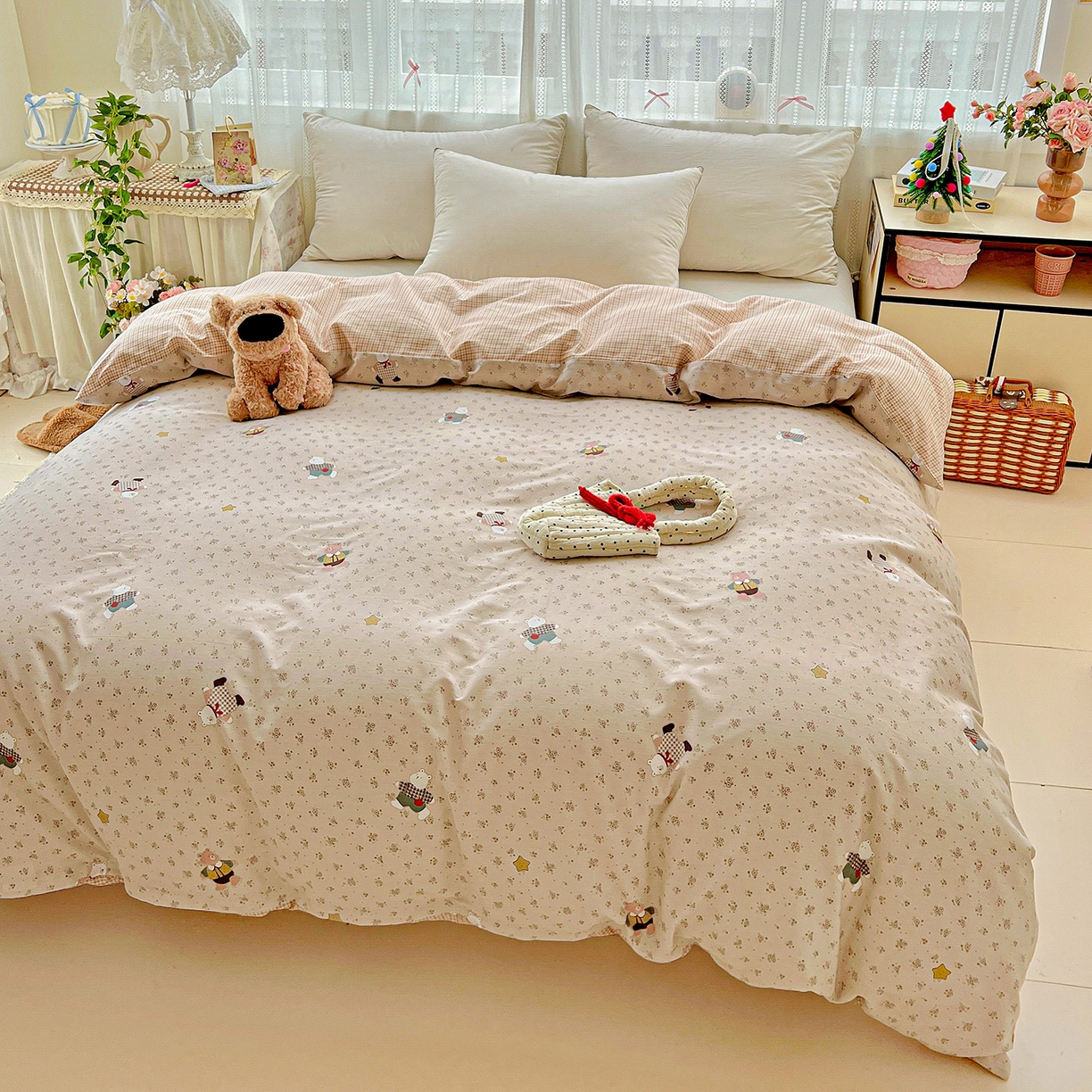 91家纺网 家纺一手货源 找家纺 依庭 2025春夏新款12868全棉纯棉印花卡通系列单被套 被套单件 莱迪熊-粉