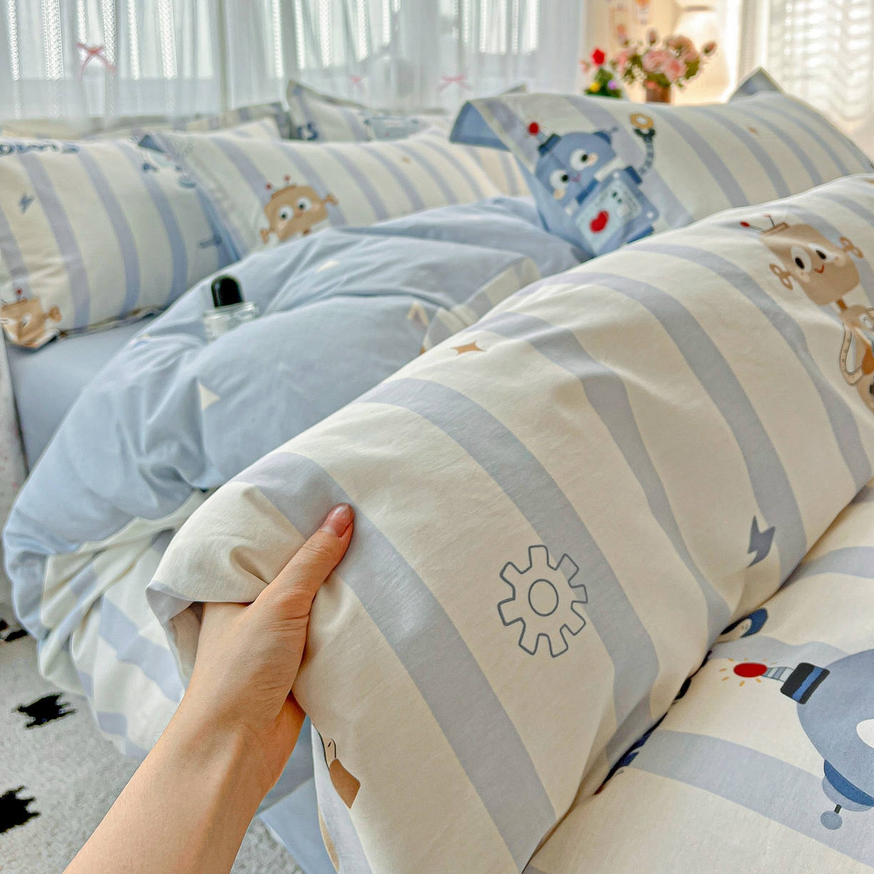 91家纺网 家纺一手货源 找家纺 依庭 2025春夏新款12868全棉纯棉印花卡通系列单被套 被套单件 蓝星绮梦