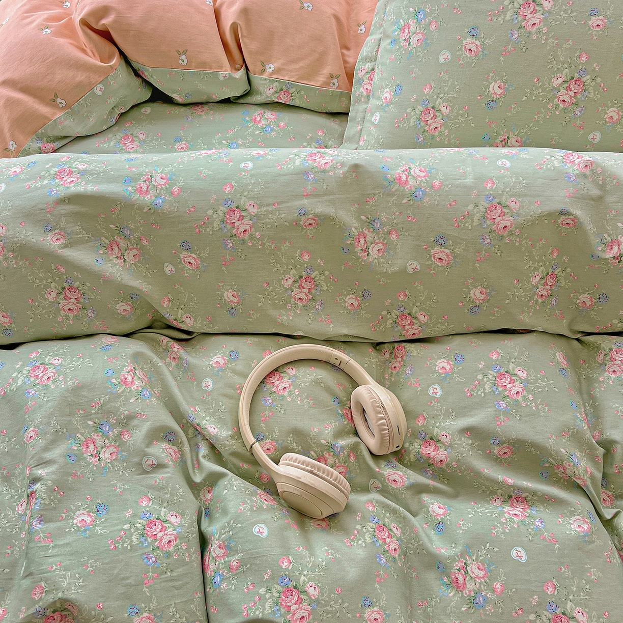 91家纺网 家纺一手货源 找家纺 依庭 2025春夏新款12868全棉纯棉印花卡通系列单被套 被套单件 沐熙花-绿