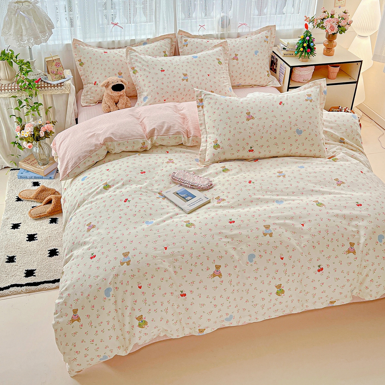 91家纺网 家纺一手货源 找家纺 依庭 2025春夏新款12868全棉纯棉印花卡通系列单被套 被套单件 小熊慕斯