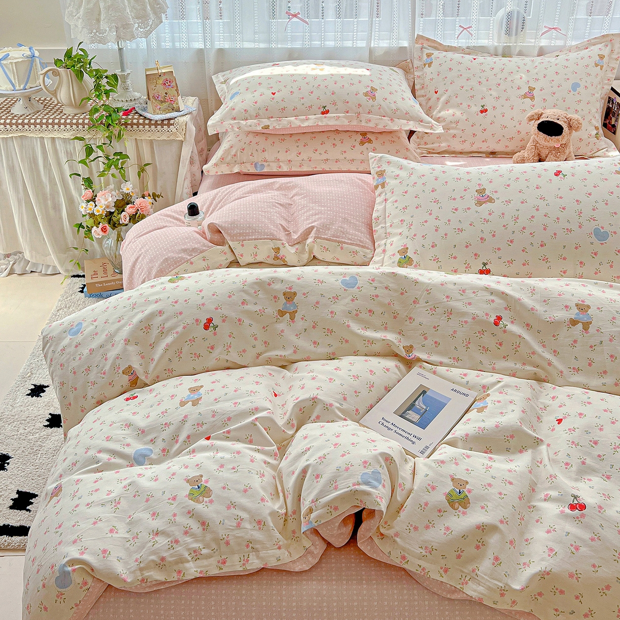 91家纺网 家纺一手货源 找家纺 依庭 2025春夏新款12868全棉纯棉印花卡通系列单被套 被套单件 小熊慕斯