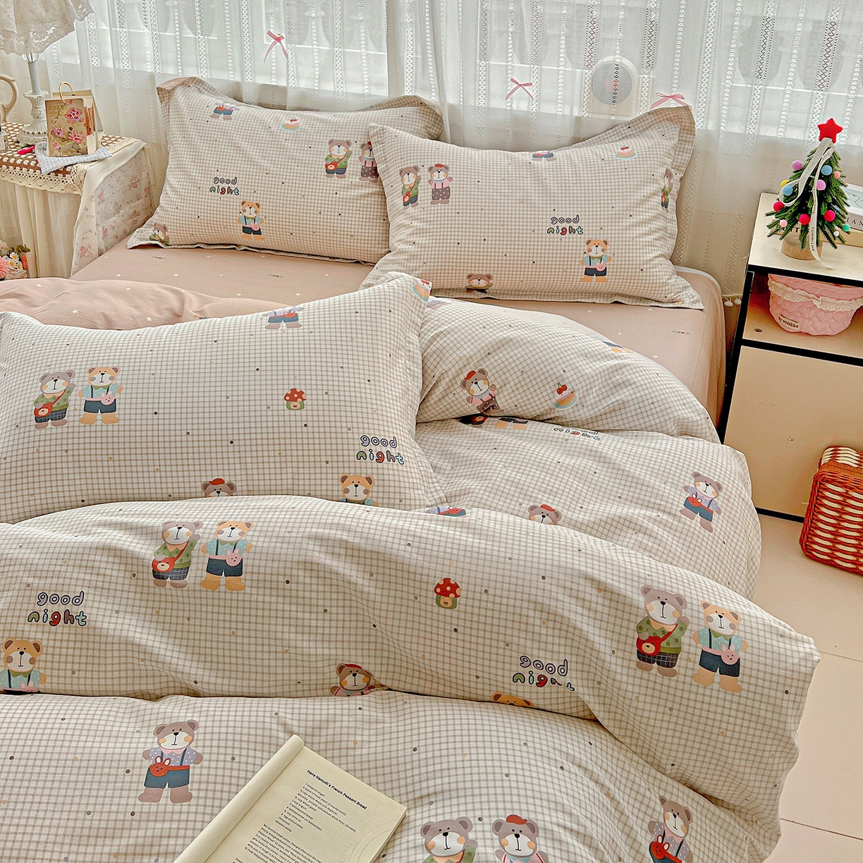 91家纺网 家纺一手货源 找家纺 依庭 2025春夏新款12868全棉纯棉印花卡通系列单被套 被套单件 小熊系铃