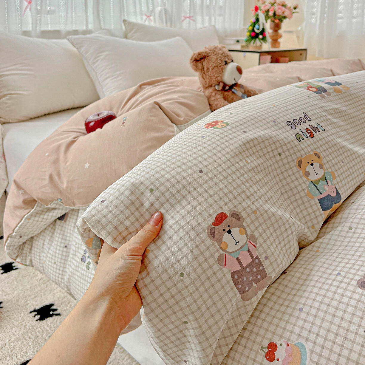 91家纺网 家纺一手货源 找家纺 依庭 2025春夏新款12868全棉纯棉印花卡通系列单被套 被套单件 小熊系铃