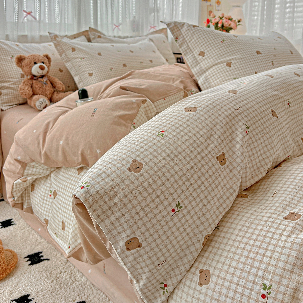 91家纺网 家纺一手货源 找家纺 依庭 2025春夏新款12868全棉纯棉印花卡通系列单被套 被套单件 熊熊奶冻