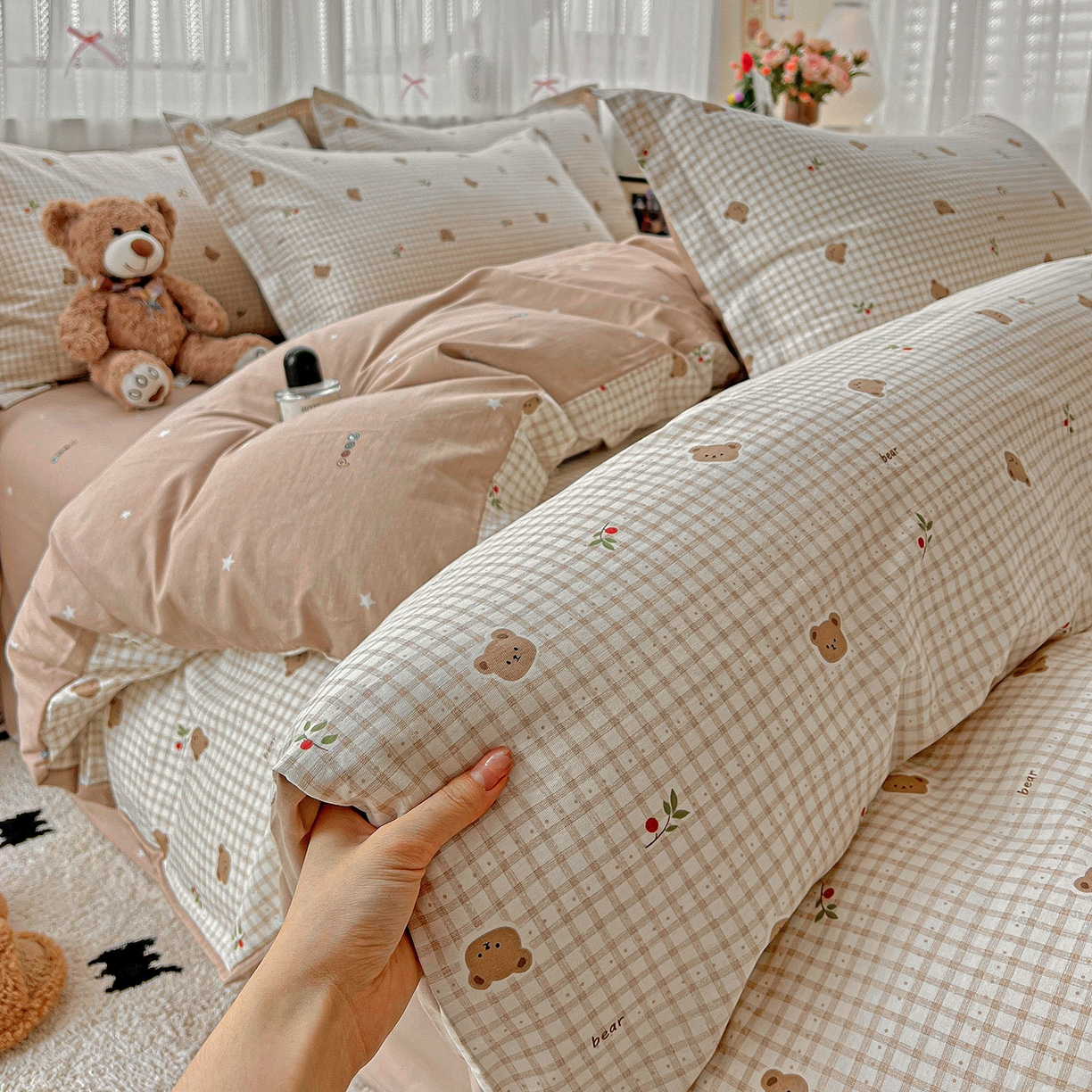 91家纺网 家纺一手货源 找家纺 依庭 2025春夏新款12868全棉纯棉印花卡通系列单被套 被套单件 熊熊奶冻