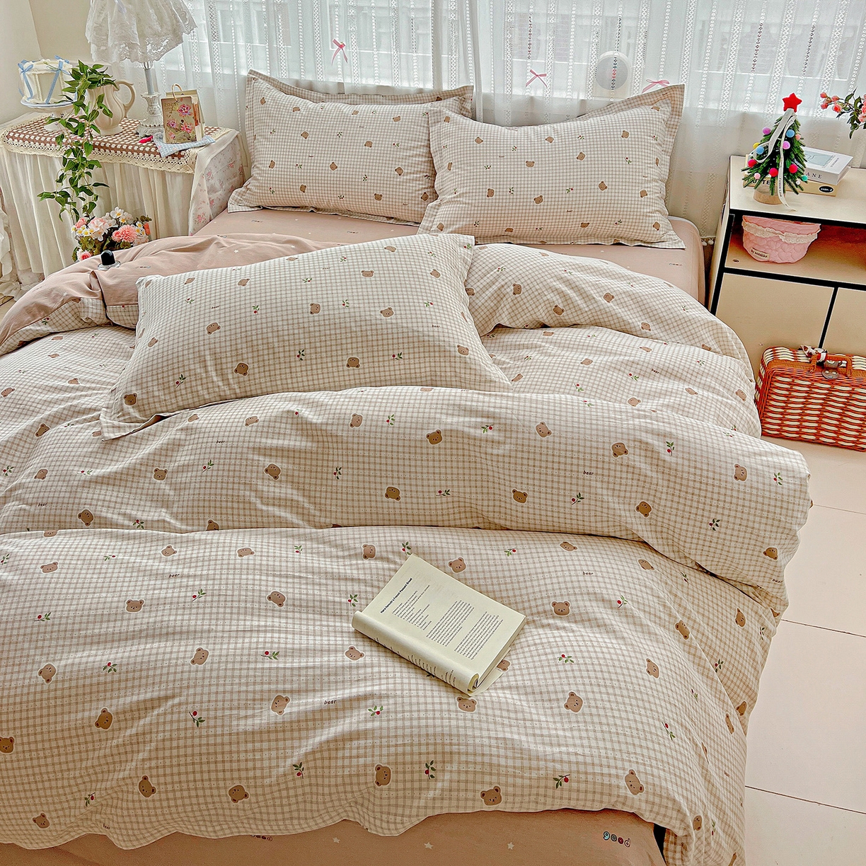 91家纺网 家纺一手货源 找家纺 依庭 2025春夏新款12868全棉纯棉印花卡通系列单被套 被套单件 熊熊奶冻