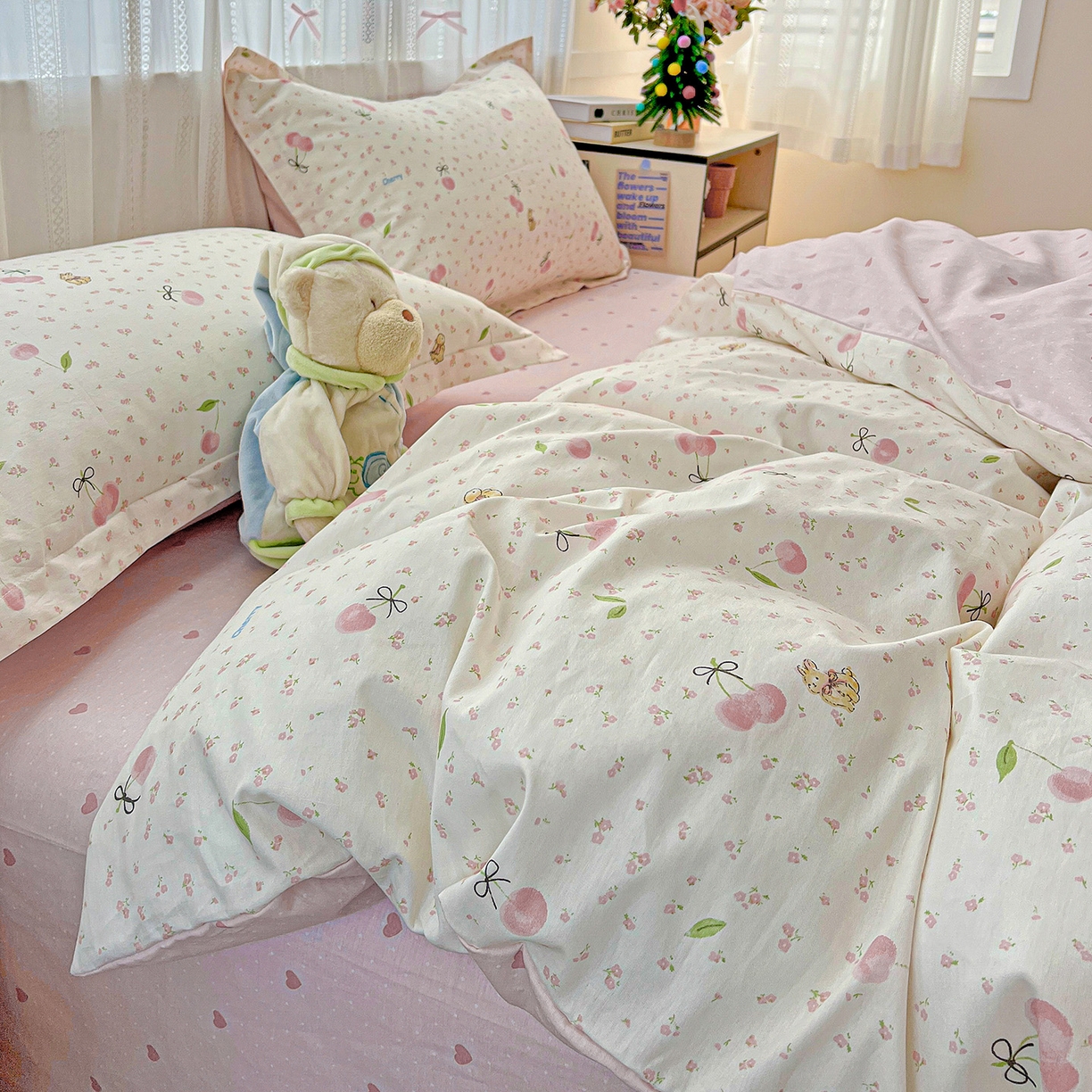 91家纺网 家纺一手货源 找家纺 依庭 2025春夏新款12868全棉纯棉印花卡通系列单被套 被套单件 樱桃甜宠