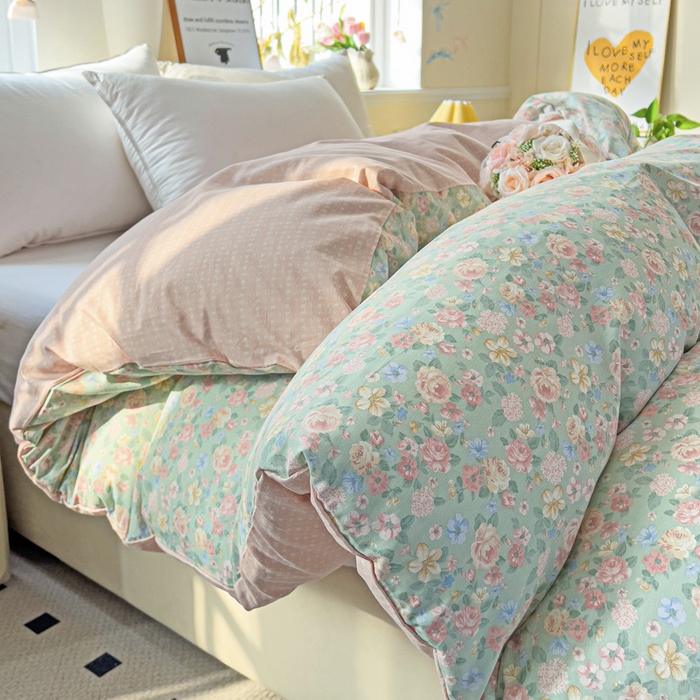 91家纺网 家纺一手货源 找家纺 依庭 2025春夏新款12868全棉纯棉印花卡通系列单被套 被套单件 小熊慕斯