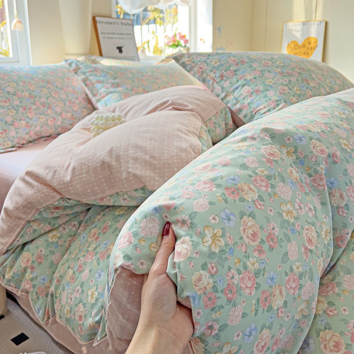 91家纺网 家纺一手货源 找家纺 依庭 2025春夏新款12868全棉纯棉印花卡通系列单被套 被套单件 小熊慕斯