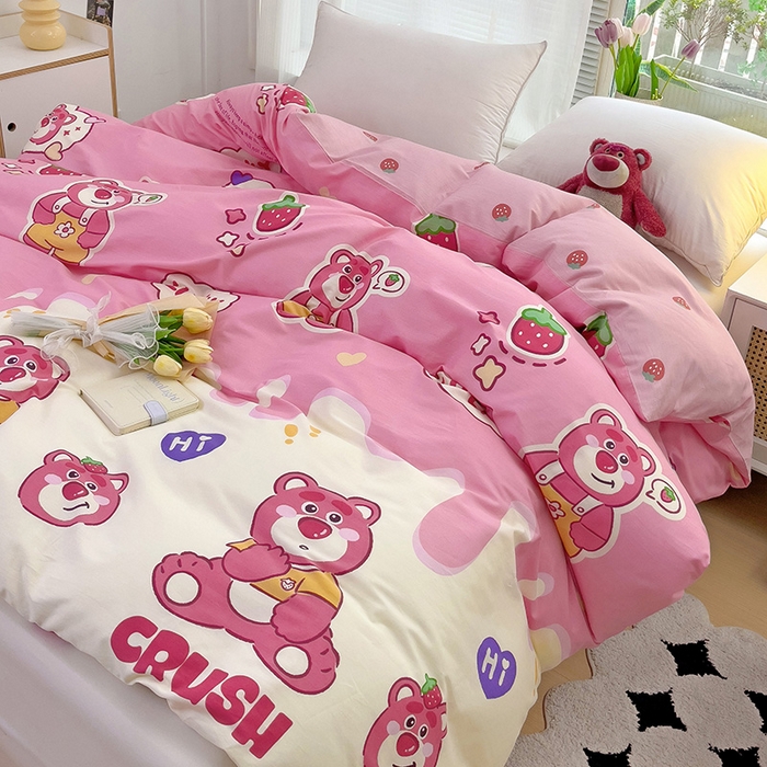 91家纺网 家纺一手货源 找家纺 依庭 2025春夏新款12868全棉纯棉印花卡通系列单被套 被套单件 小熊慕斯