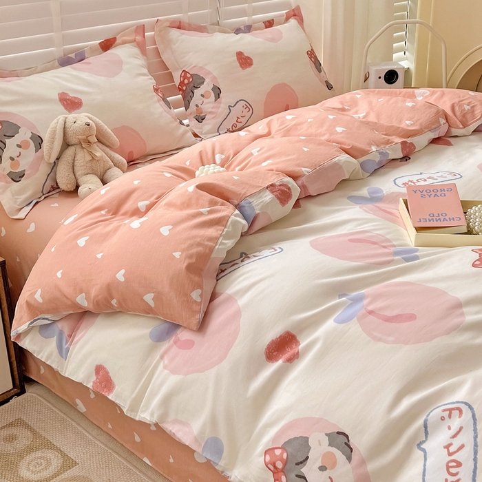 91家纺网 家纺一手货源 找家纺 依庭 2025春夏新款12868全棉纯棉印花卡通系列单被套 被套单件 小熊慕斯