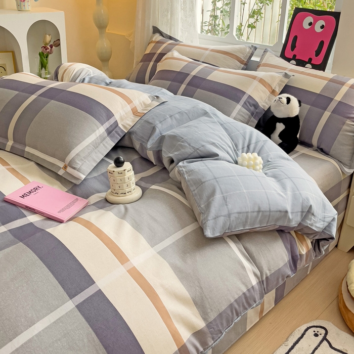 91家纺网 家纺一手货源 找家纺 依庭 2025春夏新款12868全棉纯棉印花卡通系列单被套 被套单件 小熊慕斯